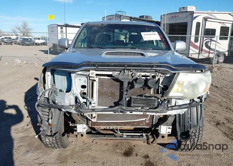 2007 Toyota Tacoma Base V6 z USA, uszkodzony, nr VIN 3TMLU42N77M009237